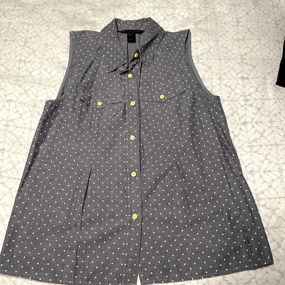 SLEEVELESS BLUE AND YELLOW POLKA DOT MARC by MARC JACOBS TOP